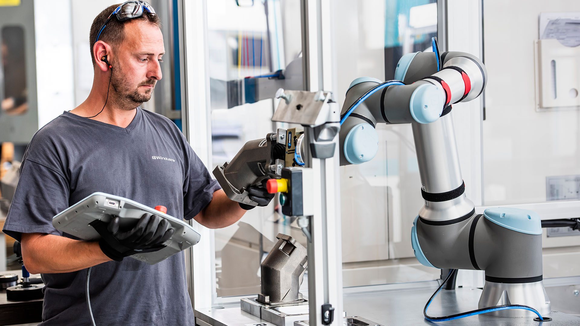 Cobots create new jobs? How can that be? 1