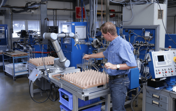 Advantages Of Cobots | Cobots - CHROMOS Industrial